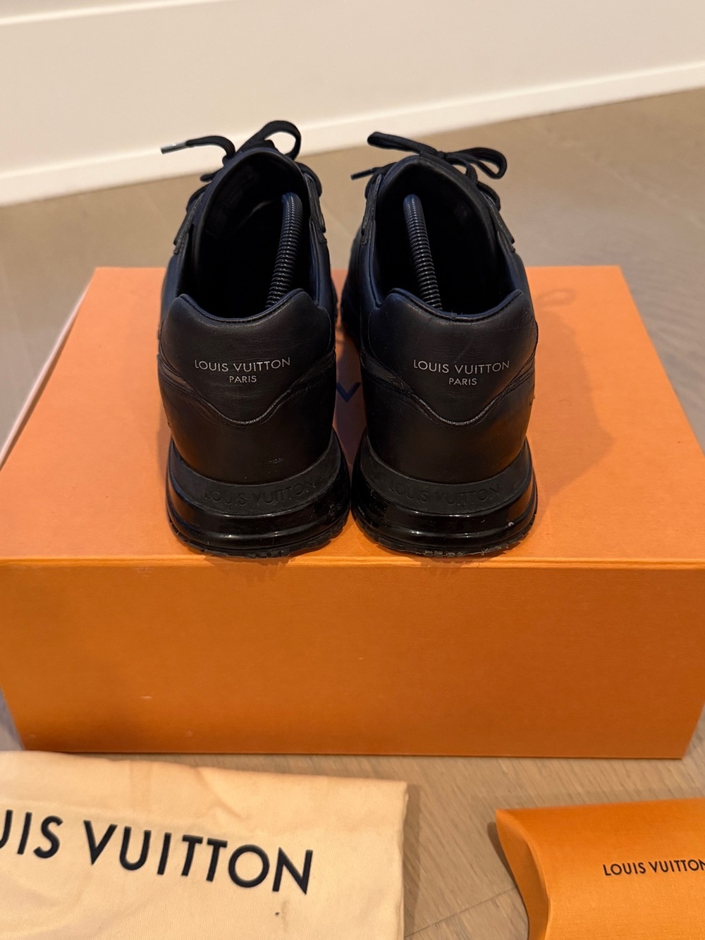 Louis Vuitton Men's Runaway Trainers Monogram Low-Top Sneakers - Picture 6 of 7